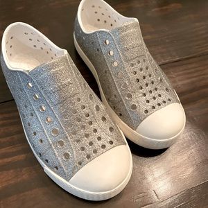 Silver Sparkle Natives- C11